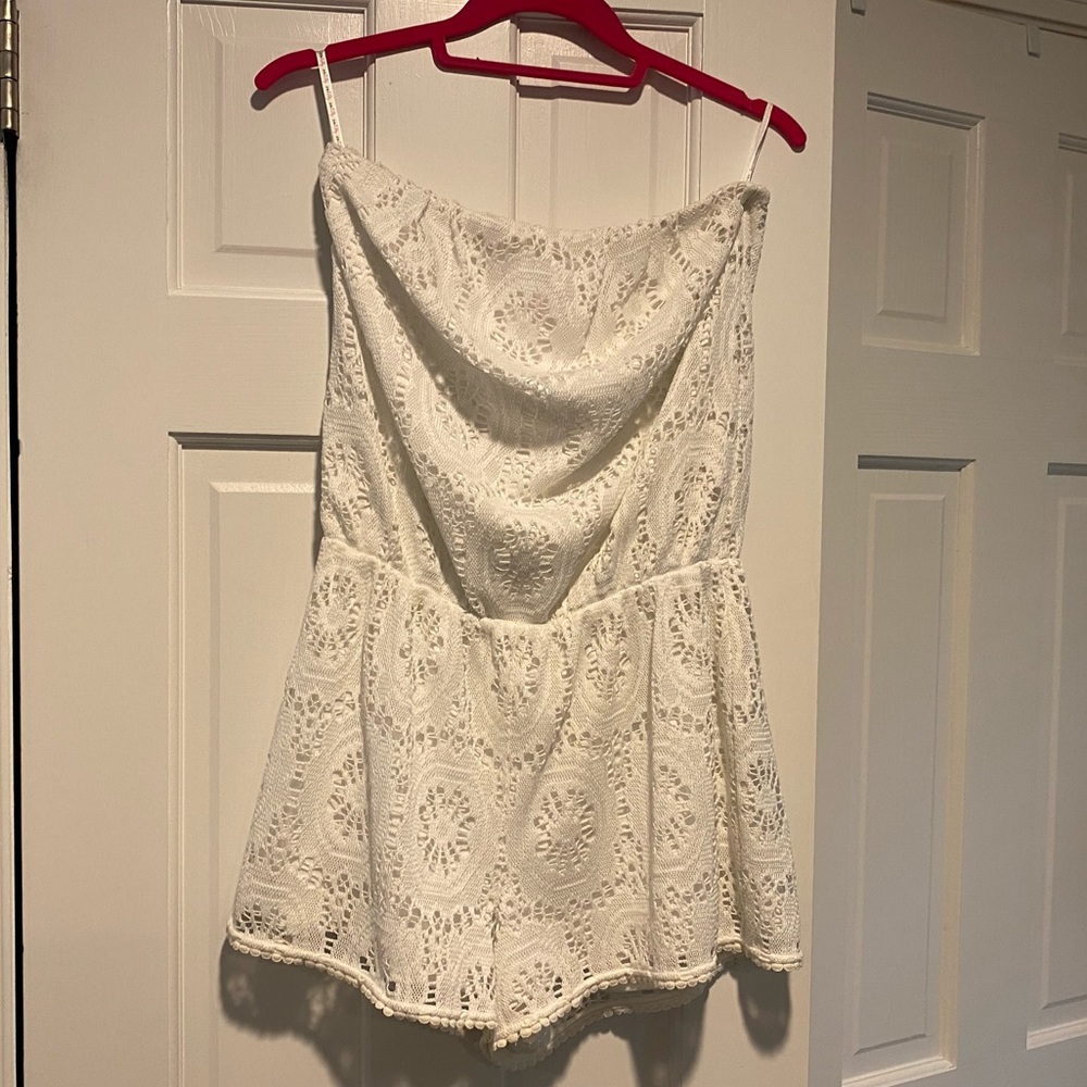 Lilly Pulitzer White Crochet Strapless Romper L - Picture 1 of 5